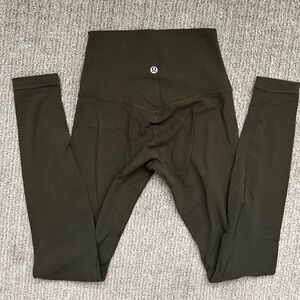 Army green Lululemon Leggings 28’ size 2